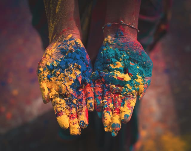 Holi in India: Must Knows for Foreign Travelers